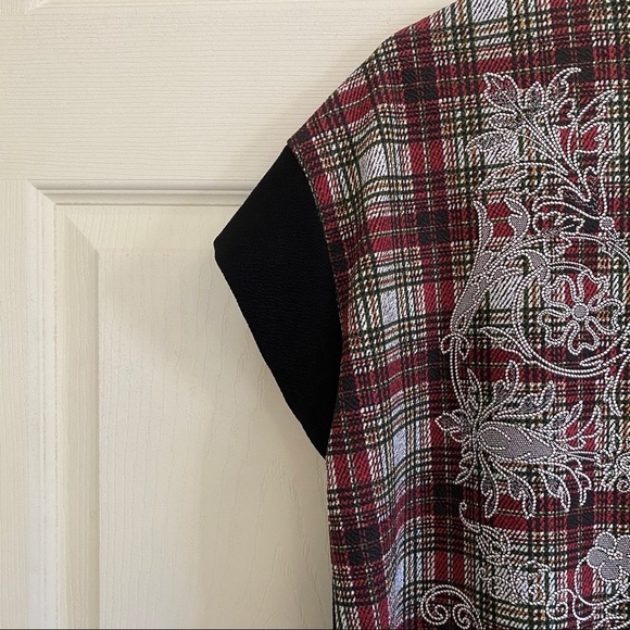 Zara Black & Red Plaid Paisley Print TShirt Tunic - Picture 4 of 7